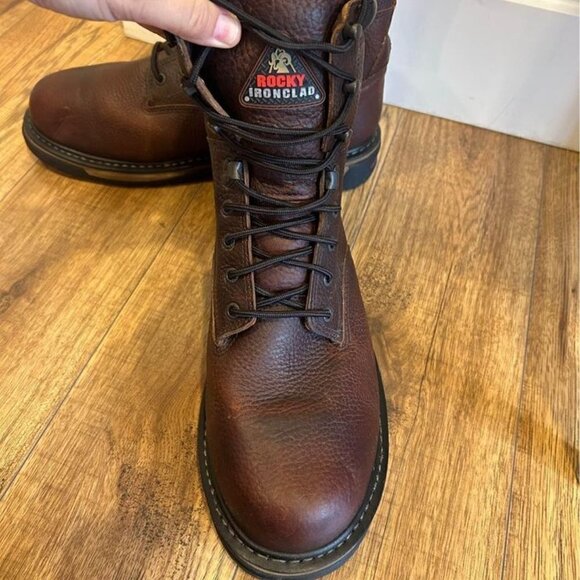 Mens leather boots. Size 14 wide. New condition. Slip/oil resistant. - Picture 4 of 11